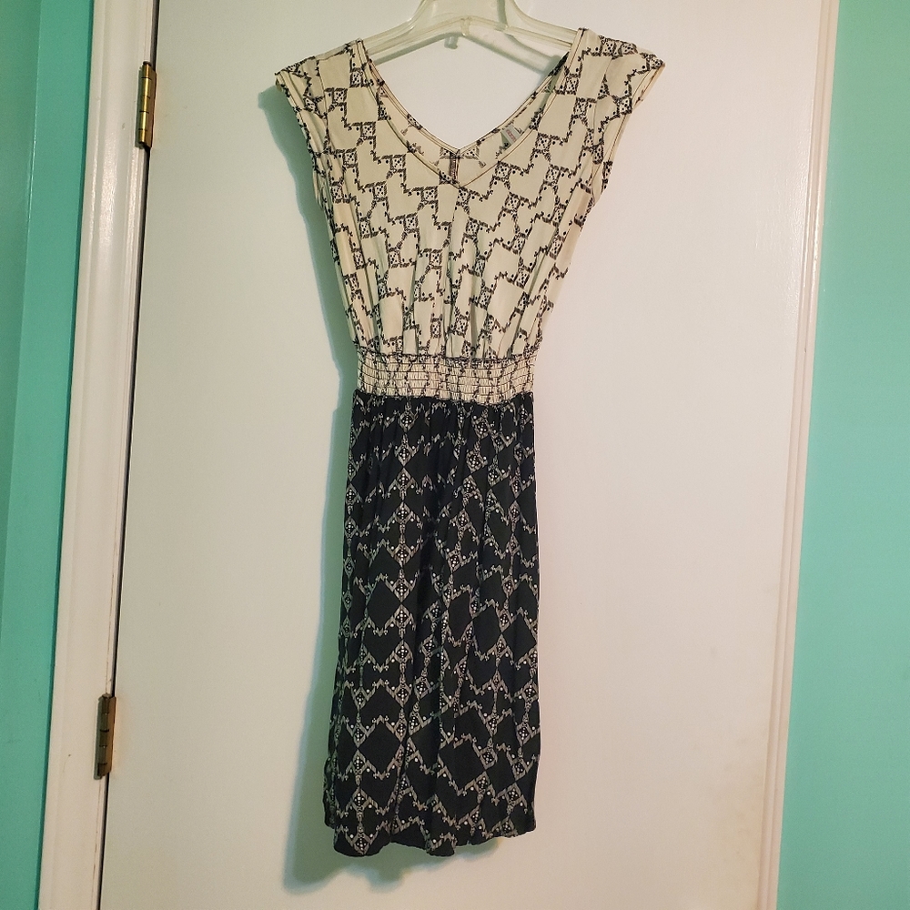 Summer Dress w/ pockets